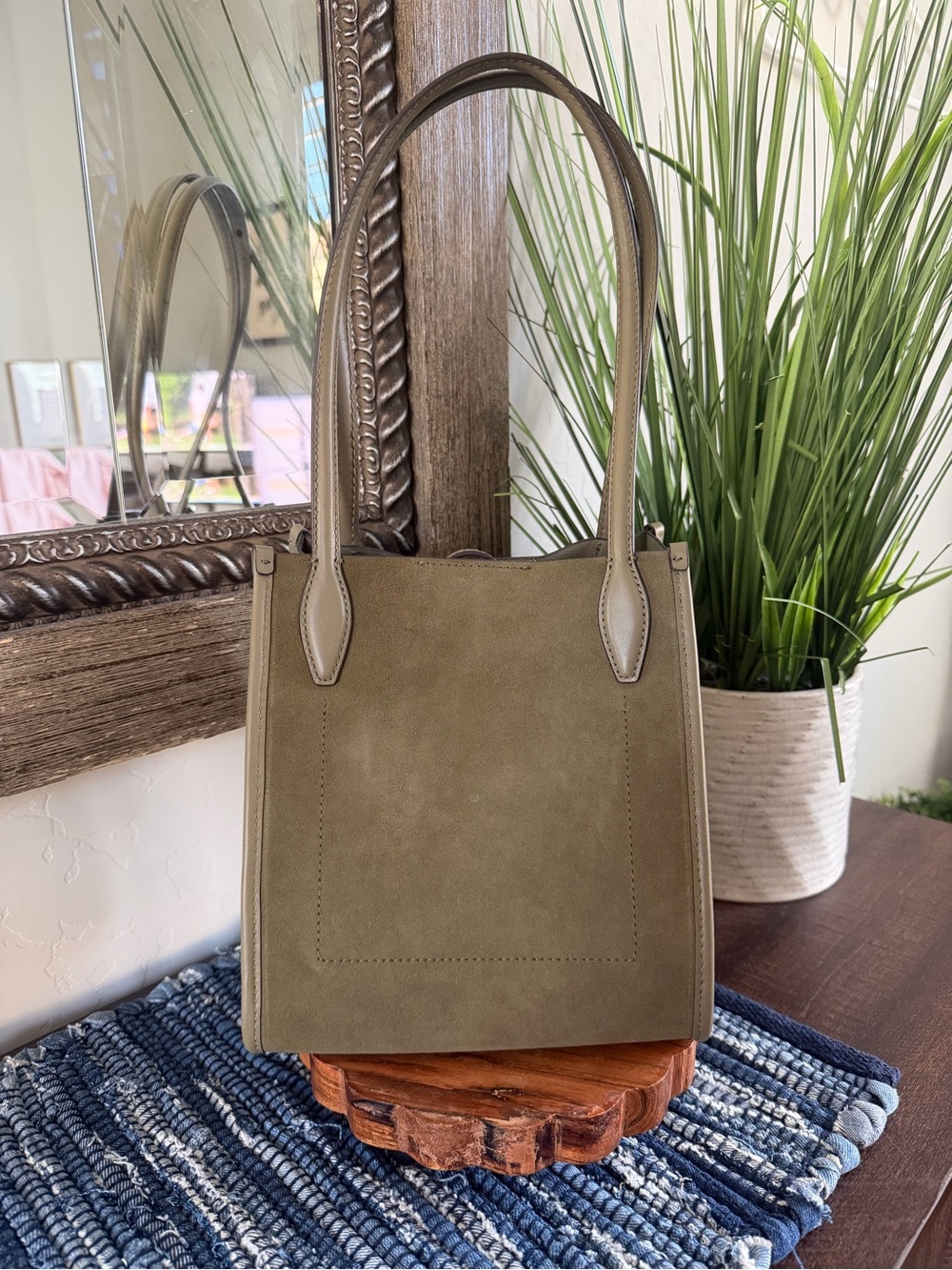 Madewell Lexington Small Tote Worn Olive Suede Leather NWT $168 - Picture 2 of 11